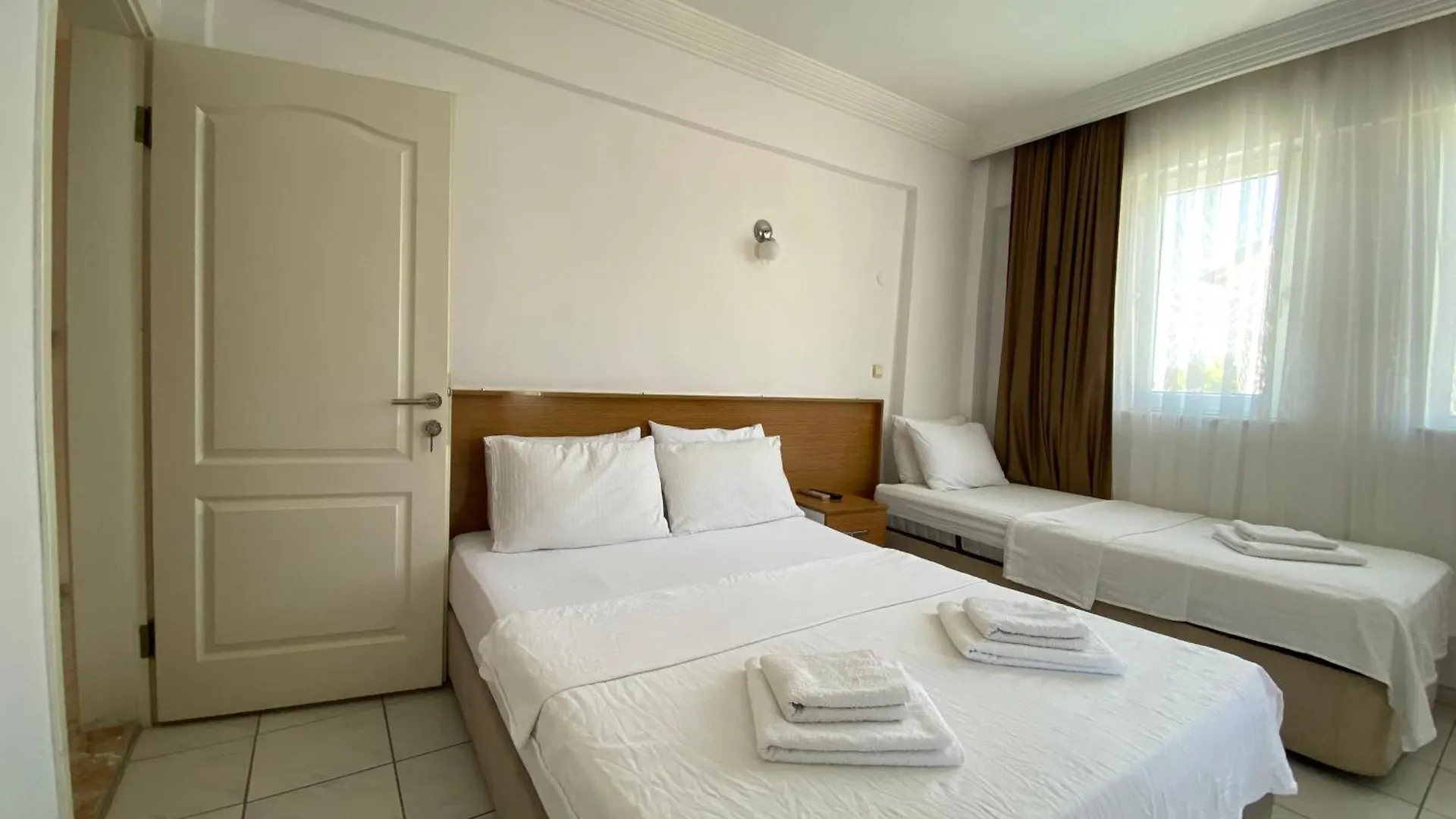 Cam Hotel Фетхие