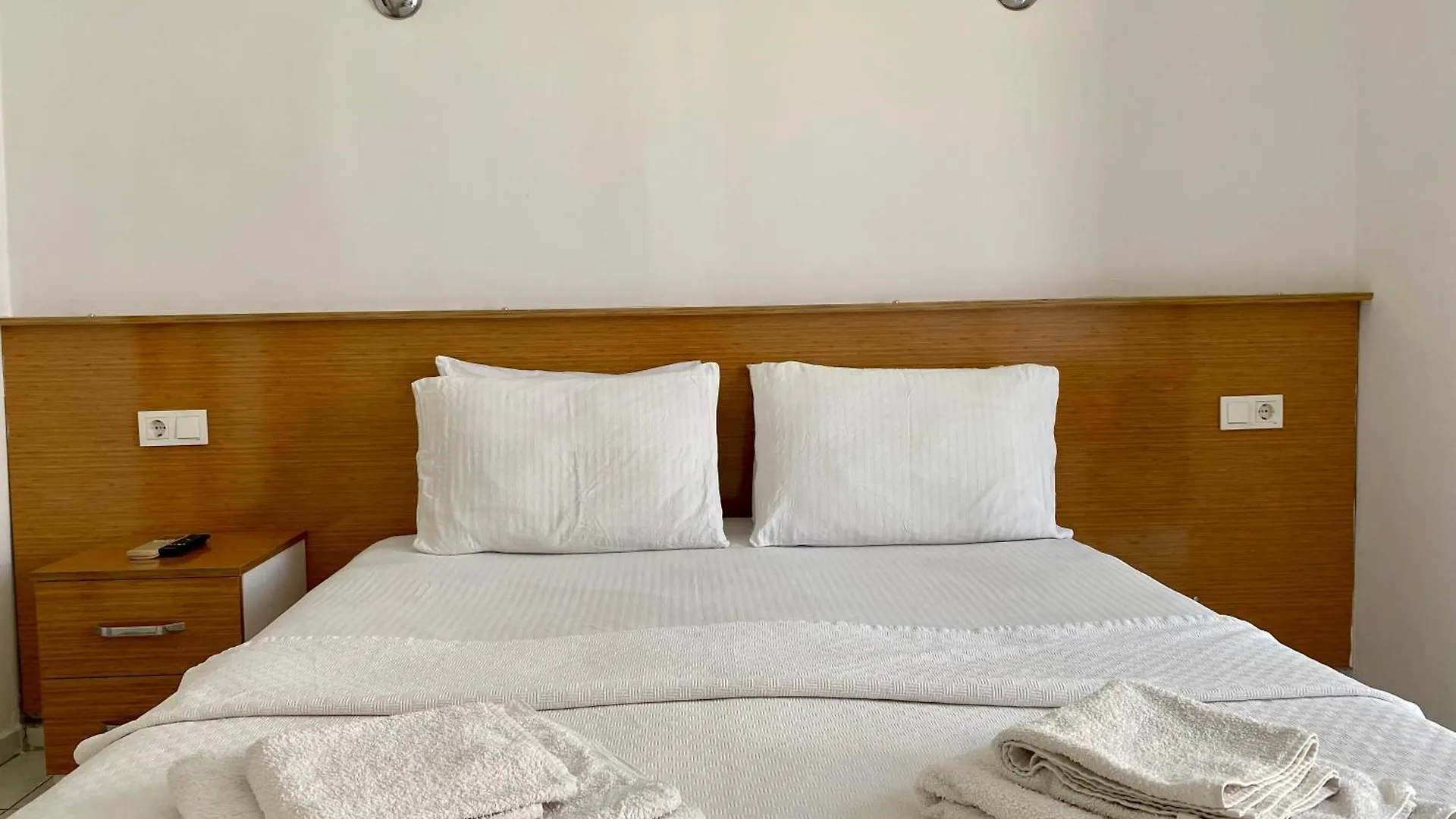 Cam Hotel Фетхие